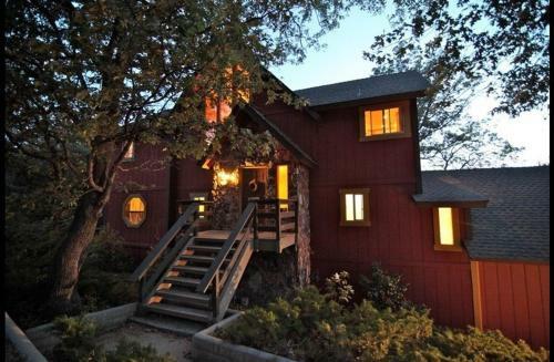 Lakeview Lodge
