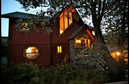 Lakeview Lodge