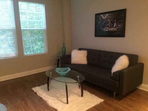 Apartamentos Luxury 2-bedroom, 2-bathroom W Pool