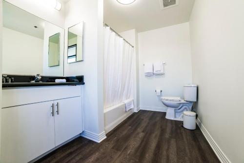 California Adventure Apartment