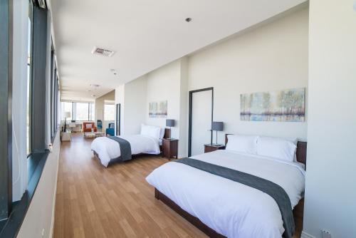 Hollywood Bellucci Apartment