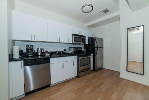 Apartamentos California Tower