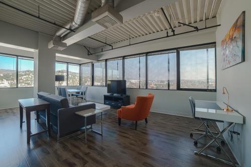 Apartamentos California Tower