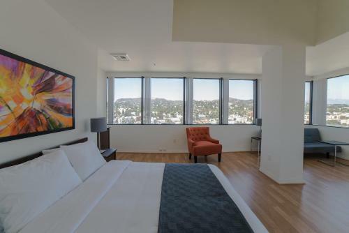Hollywood Dicaprio Apartment