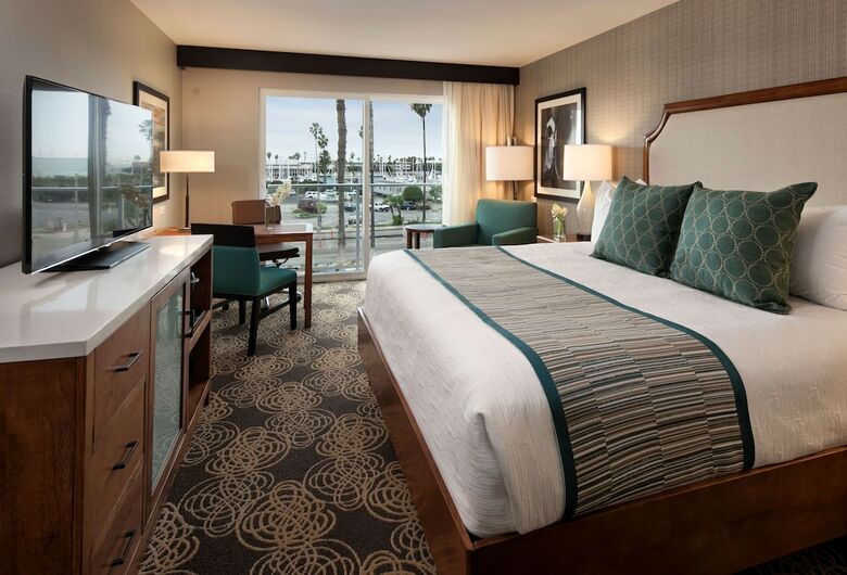 The Redondo Beach Hotel