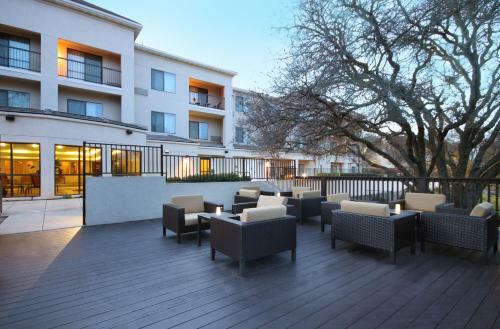Hotel Courtyard Roseville