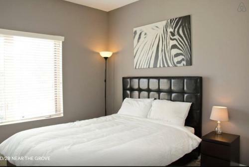 Luxury Apartment Near The Grove