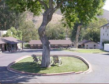 Posada Peach Tree Inn