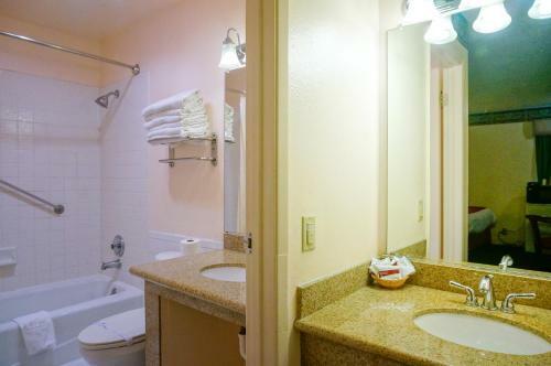 Motel Courtesy Inn