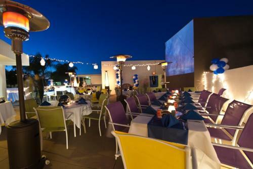 Hotel Lemon Tree Inn