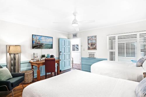 Sea Blue Hotel