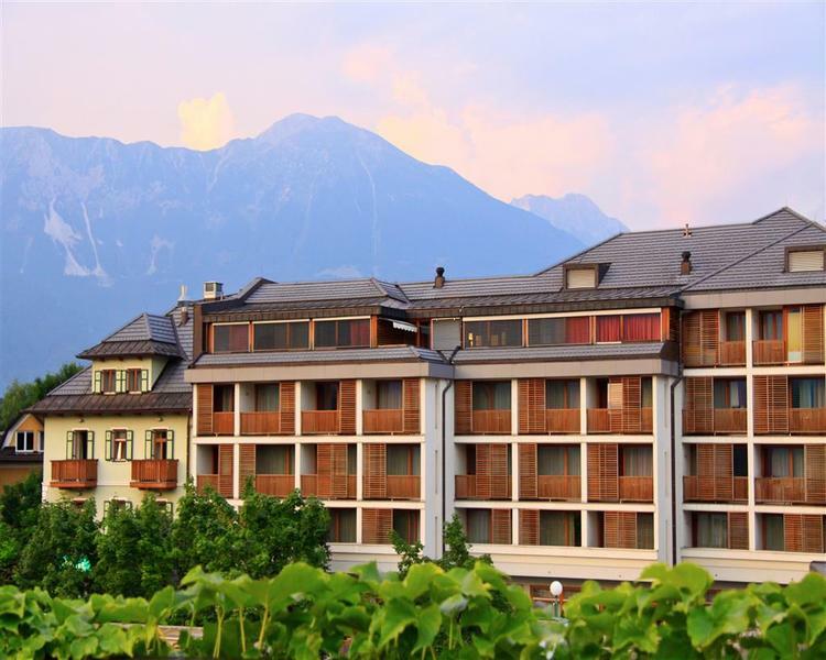 Best Western Lovec Premier Hotel