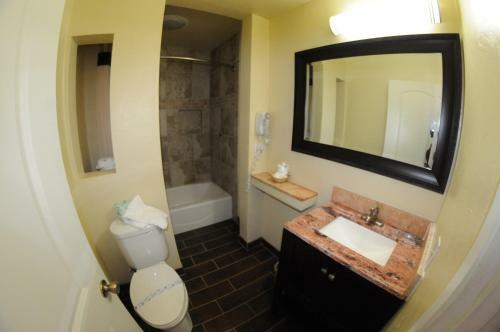 Motel Oasis Inn And Suites