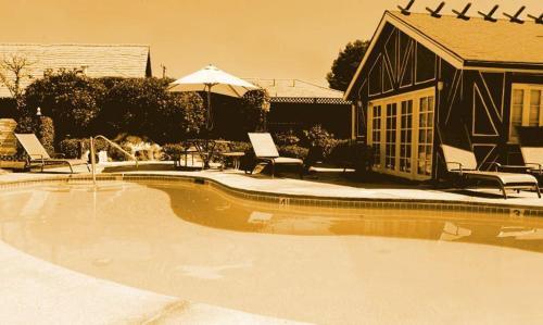 Posada Solvang Inn & Cottages