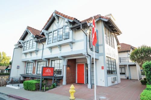 Posada Atterdag Inn