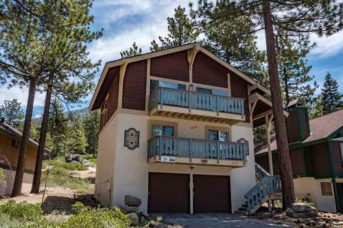 Timber Lane Holiday Home
