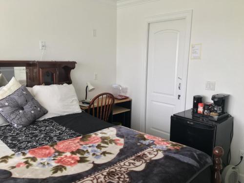 Hostal White House Bed And Breakfast