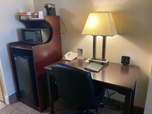 Hotel Comfort Suites Tulare