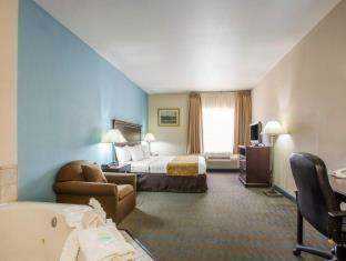 Hotel Comfort Suites Tulare