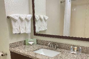 Hotel Comfort Suites Tulare