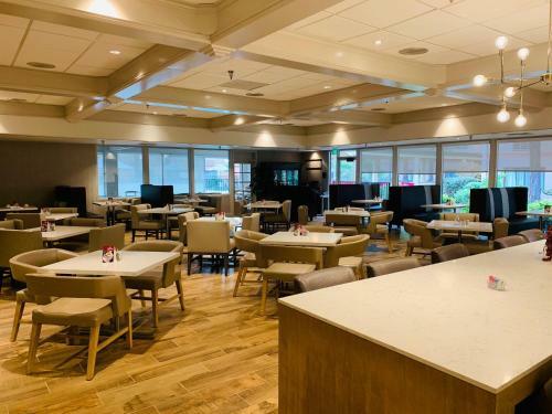 Hotel Crowne Plaza Silicon Valley North - Union City
