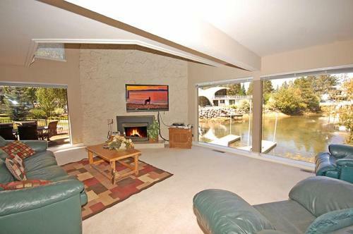 Beach Drive Holiday Home