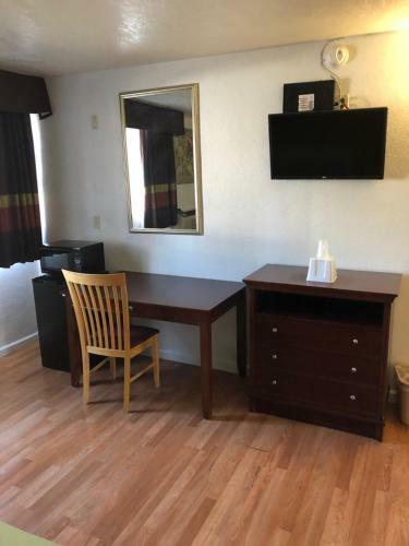 Motel Americas Best Value Inn Visalia