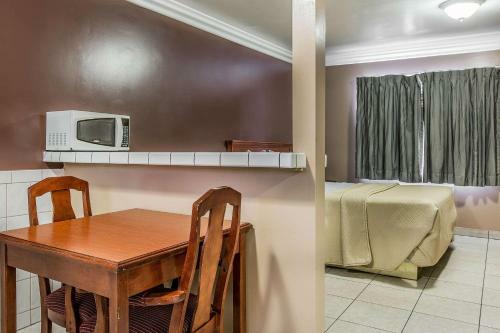 Hotel Rodeway Inn Ventura