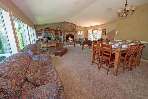 Venice Drive Holiday Home
