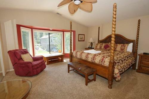 Venice Drive Holiday Home