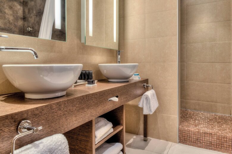 AC Hotel Ambassadeur Antibes - Juan Les Pins