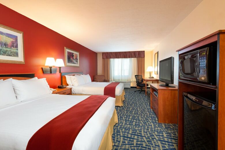 Holiday Inn Express Hotel & Suites Alamosa