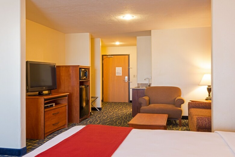 Holiday Inn Express Hotel & Suites Alamosa