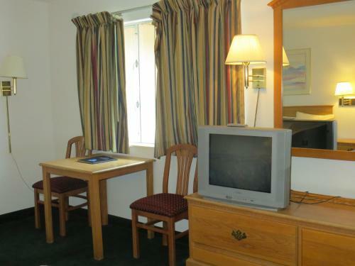 Silver Saddle Motel