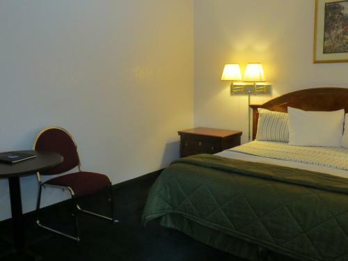 Silver Saddle Motel