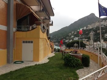 Hotel Vietri