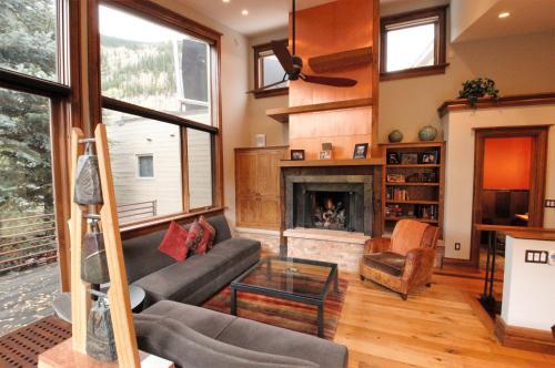 Home On Vail Golf Course