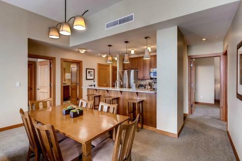 Hotel Capitol Peak Lodge
