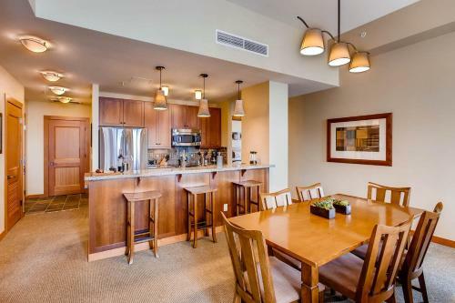 Hotel Capitol Peak Lodge