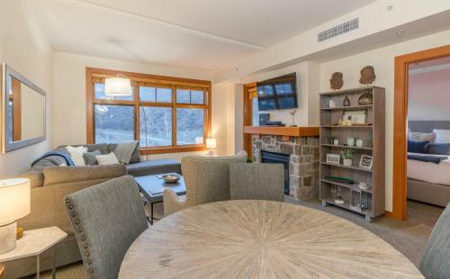 Hotel Capitol Peak Lodge