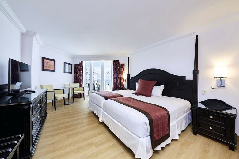 Hotel Riu Palace Paradise Island All Inclusive