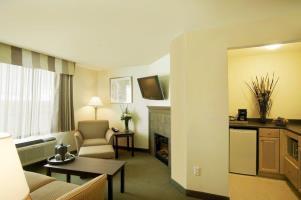 Best Western Chocolate Lake Hotel