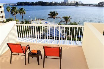 Hotel Shephard's Beach Resort