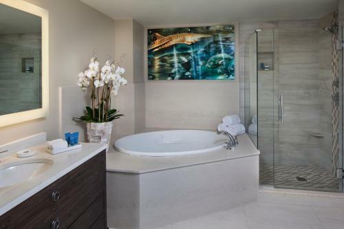 Hotel Opal Sands