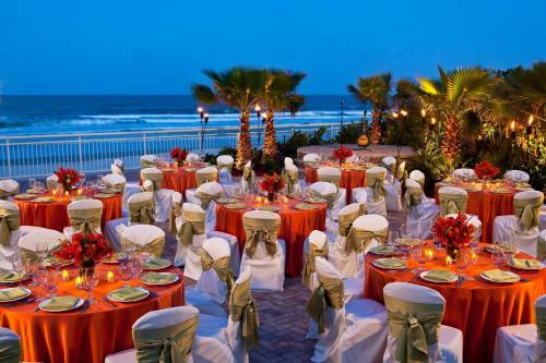 Hotel The Shores Resort & Spa
