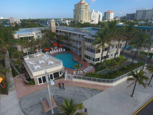 Hotel Silver Seas Beach Resort