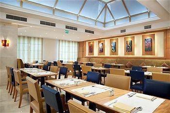 Hotel Holiday Inn Cairo City Stars