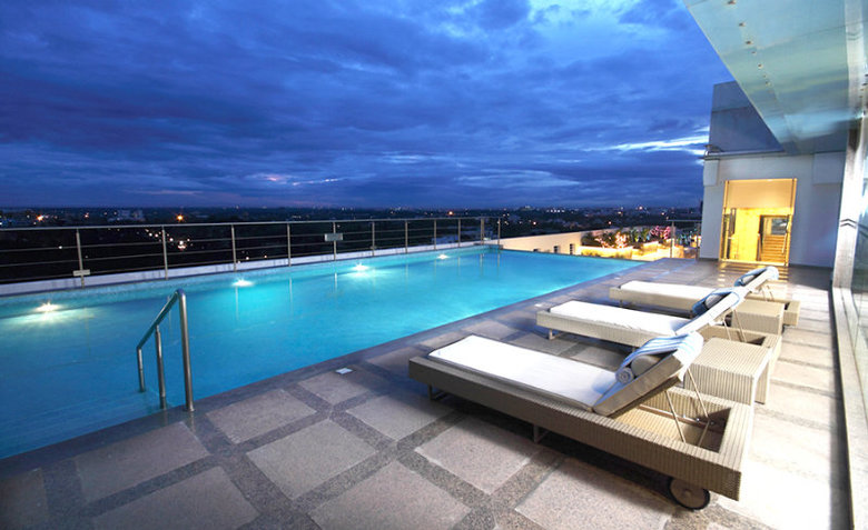 Hotel Savannah Sarovar Premiere