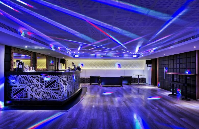 Hotel Grt Grand