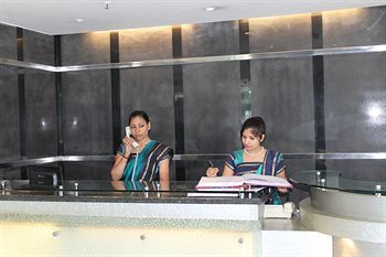Shanti Palace Hotel